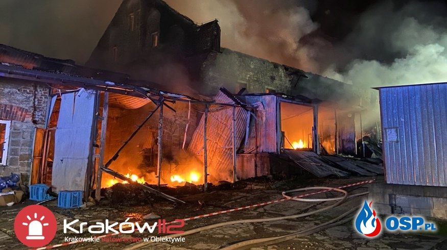 Pożar zakładu produkcyjnego w Izdebniku. W akcji blisko 140 strażaków. OSP Ochotnicza Straż Pożarna
