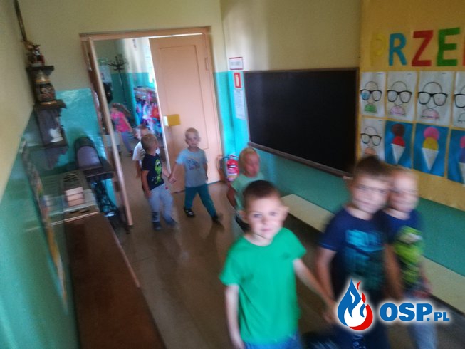 Próbna ewakuacja w przedszkolu OSP Ochotnicza Straż Pożarna