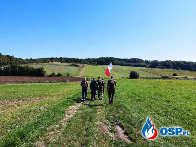 Druhowie na Rajdzie Partyzanckim upamiętniającym 84. rocznicę agresji ZSRR na Polskę OSP Ochotnicza Straż Pożarna