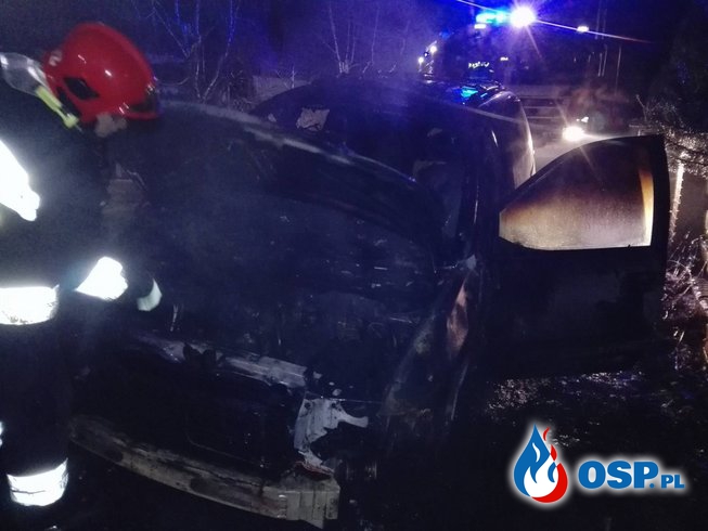 Pożar samochodu osobowego w Dominowie OSP Ochotnicza Straż Pożarna