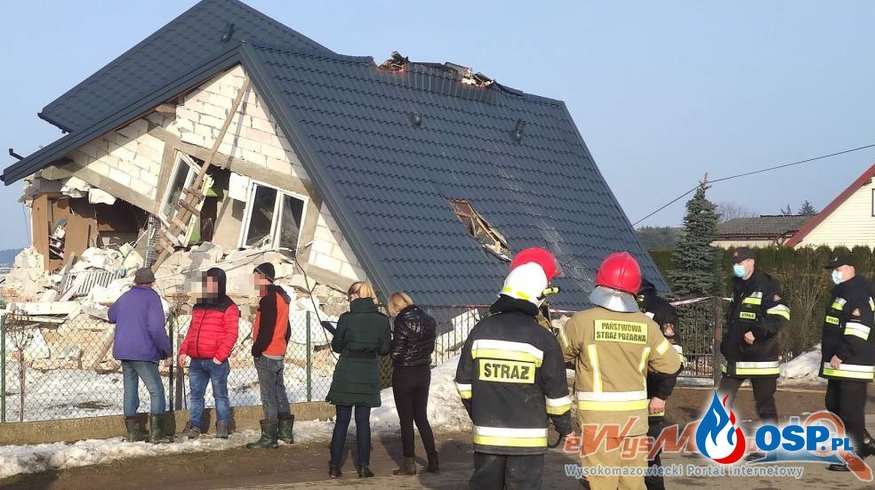 Dom zawalił się po wybuchu gazu. Wśród rannych jest 5-letni chłopiec. OSP Ochotnicza Straż Pożarna