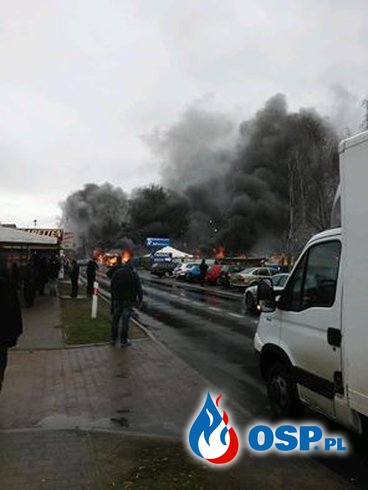 Potężna eksplozja - 8 osób rannych oraz 6 spalonych aut OSP Ochotnicza Straż Pożarna
