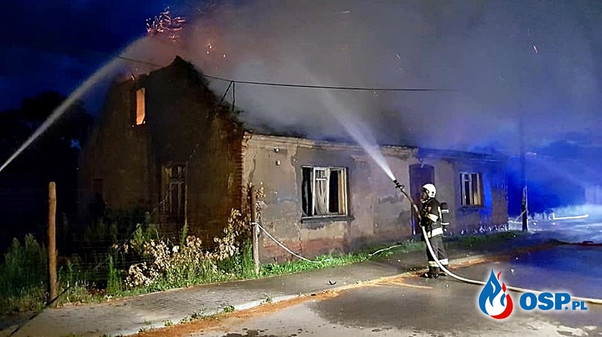 Drugi pożar domu w ciągu tygodnia. Spłonął niemal doszczętnie. OSP Ochotnicza Straż Pożarna