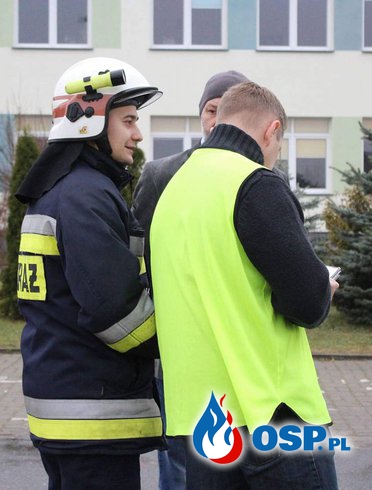 Próbna ewakuacja Zespołu Szkół w Dąbrowie Chełmińskiej OSP Ochotnicza Straż Pożarna