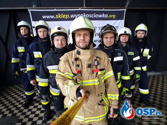 Kępińscy strażacy na komorze dymowej oraz warsztatach z rat. wys OSP Ochotnicza Straż Pożarna