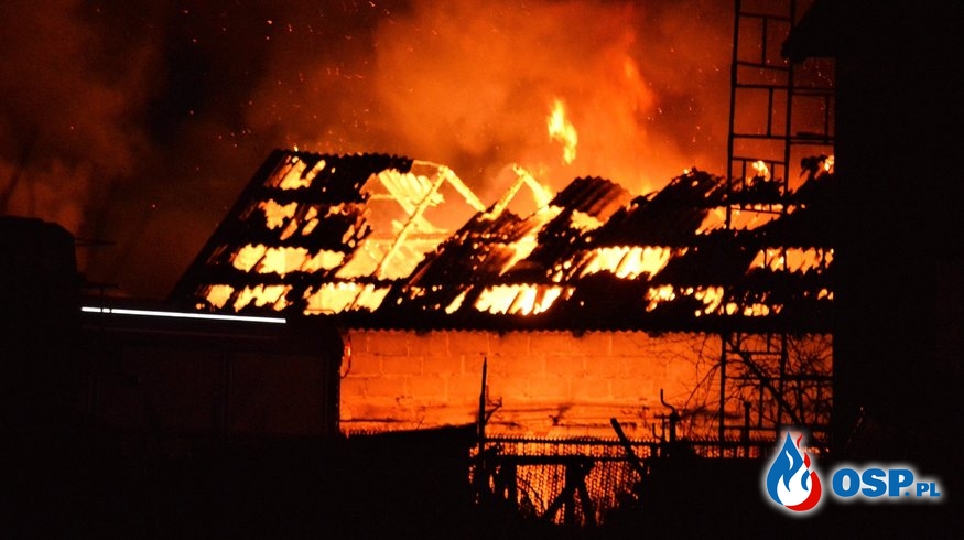 Samochód i budynek gospodarczy spłonęły w Lubieszynku OSP Ochotnicza Straż Pożarna