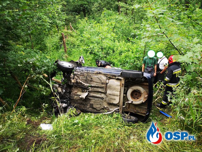 Zderzenie samochodu osobowego z tirem. Lądował śmigłowiec LPR. OSP Ochotnicza Straż Pożarna