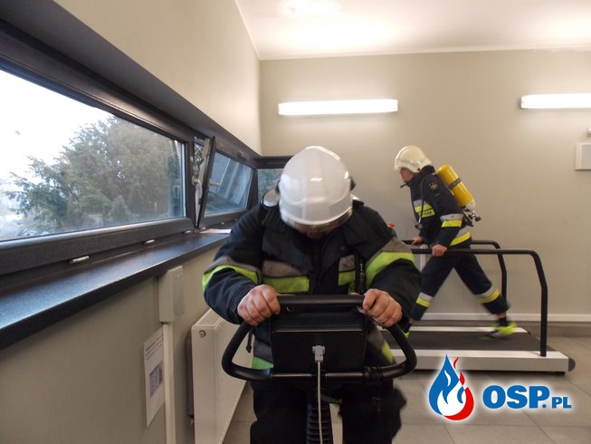 Ćwiczenia w komorze dymowej w Opolu OSP Ochotnicza Straż Pożarna