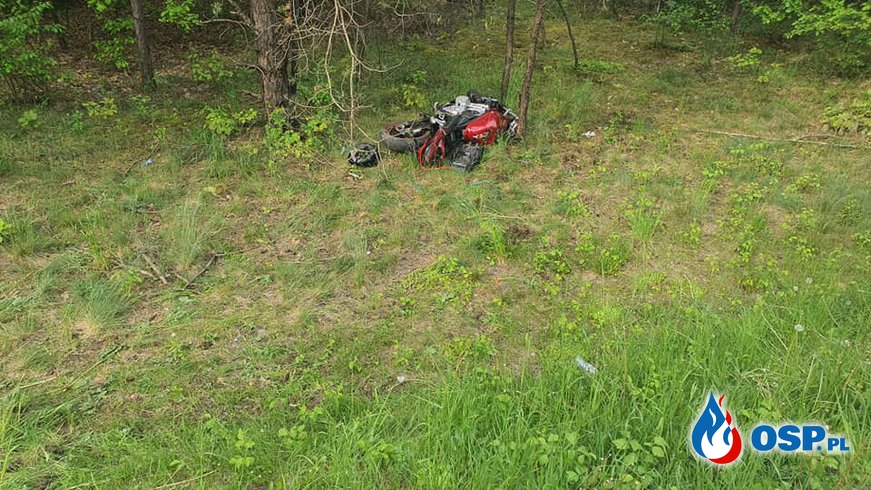 Pieszy potrącony przez motocykl. Mężczyzna zginął. OSP Ochotnicza Straż Pożarna