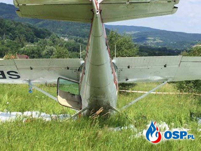 Wypadek awionetki w Lubieniu. Pilot wyszedł z samolotu o własnych siłach. OSP Ochotnicza Straż Pożarna