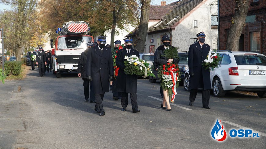 "To był najlepszy chłop w mojej jednostce". Pogrzeb strażaka OSP, który zginął w drodze na alarm. OSP Ochotnicza Straż Pożarna