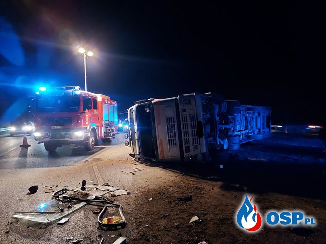 Dwa poważne wypadki i kontrola - pracowity czwartek OSP Ochotnicza Straż Pożarna
