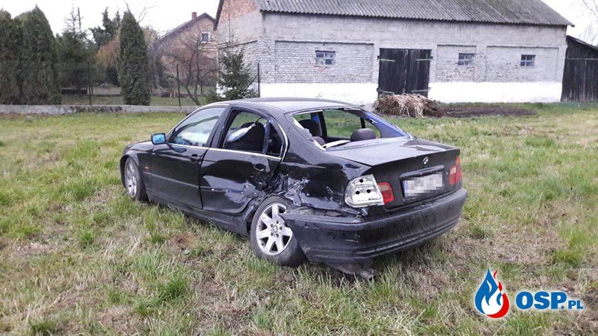 Kierowca BMW wymusił pierwszeństwo na wozie straży. Doszło do zderzenia. OSP Ochotnicza Straż Pożarna