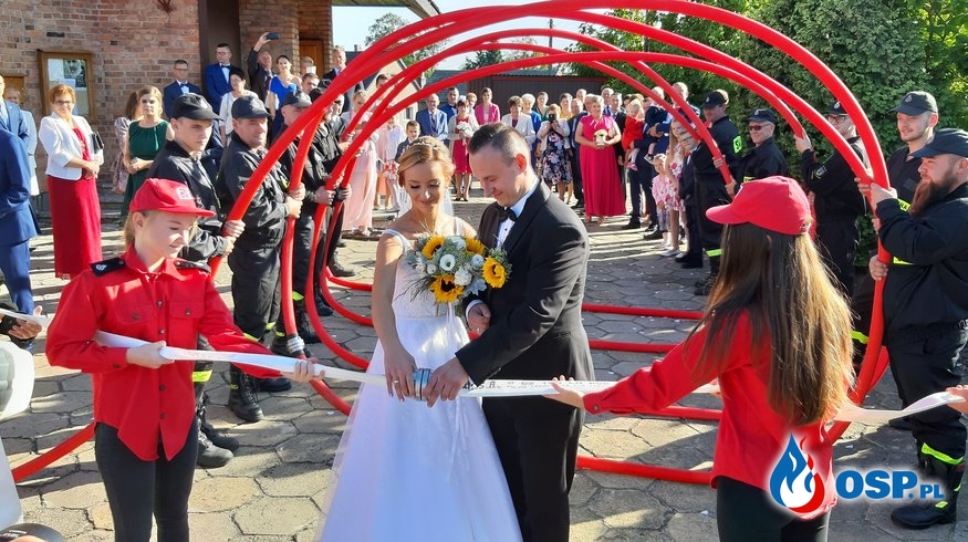 Ślub dh Sławka - strażacka brama OSP Ochotnicza Straż Pożarna