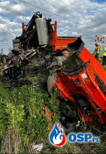 37-letni strażak zginął w wypadku. Tragedia na przejeździe kolejowym. OSP Ochotnicza Straż Pożarna