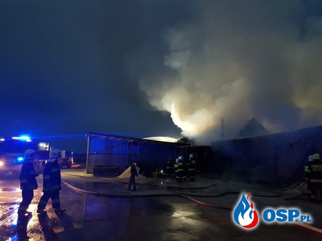 Dobrogostowo – pożar tartaku i stodoły OSP Ochotnicza Straż Pożarna