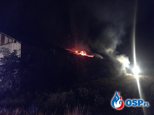 134/2019 Duży pożar stodoły z sianem OSP Ochotnicza Straż Pożarna