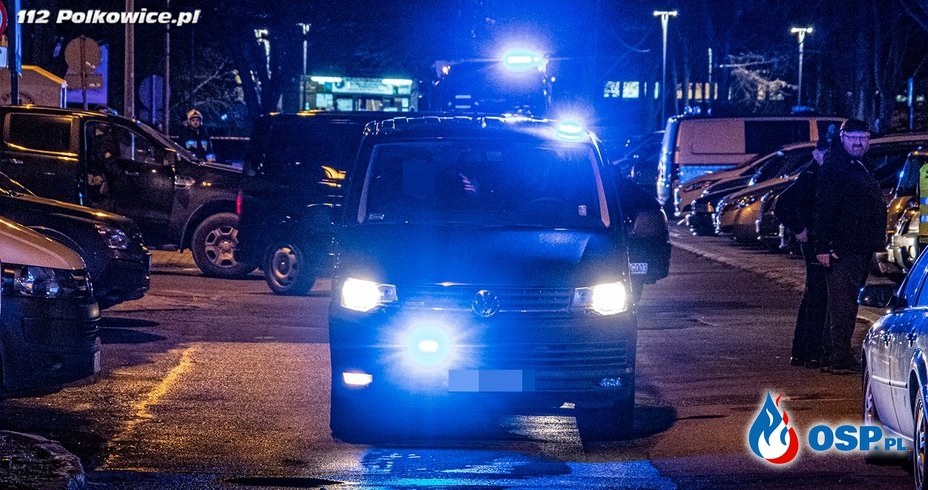 Szaleniec groził wysadzeniem budynku, ewakuowano 600 osób OSP Ochotnicza Straż Pożarna
