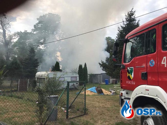 Perzów- pożar zabudowań gospodarczych OSP Ochotnicza Straż Pożarna