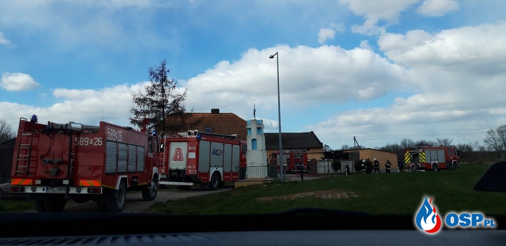 Pożar samochodu osobowego - Ostrówek OSP Ochotnicza Straż Pożarna