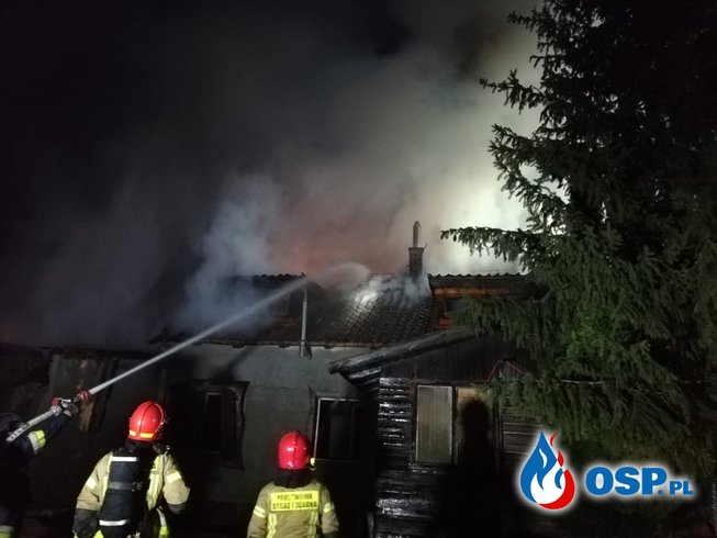Pożar w gospodarstwie agroturystycznym. Akcja gaśnicza trwała całą noc. OSP Ochotnicza Straż Pożarna