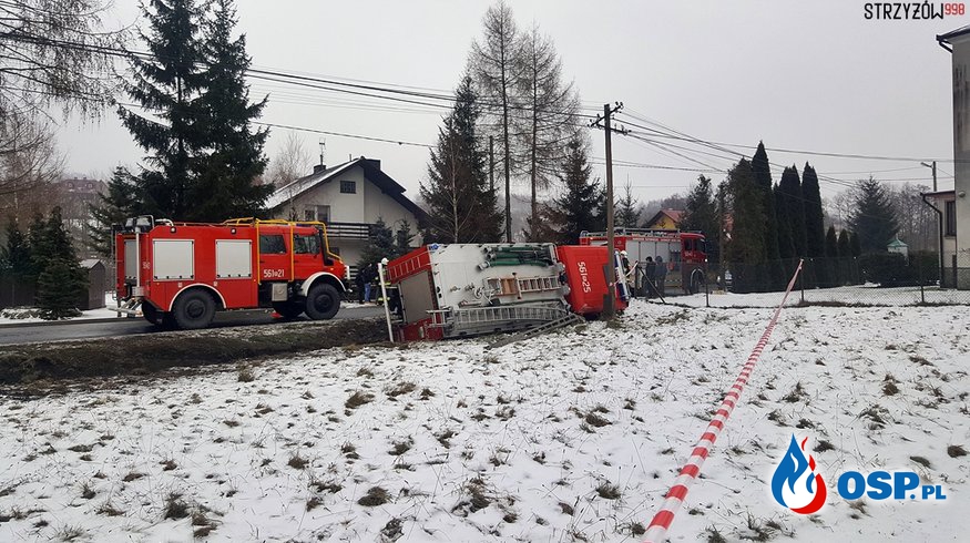 Wypadek wozu strażackiego w miejscowości Konieczkowa. OSP Ochotnicza Straż Pożarna