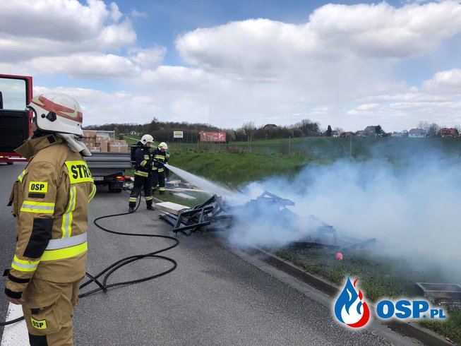 Pożar mebli na autostradzie A4 OSP Ochotnicza Straż Pożarna