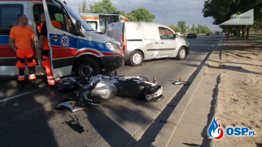 42-letni motocyklista zginął po zderzeniu z samochodem w Warszawie OSP Ochotnicza Straż Pożarna