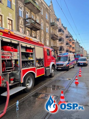 Tragiczny pożar w centrum Szczecina. Jedna osoba nie żyje, cztery są ranne. OSP Ochotnicza Straż Pożarna