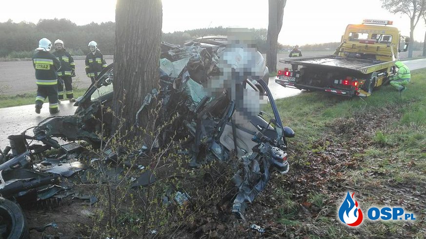 27-latek zginął w wypadku alfy romeo. Drzewo wbiło się w samochód! OSP Ochotnicza Straż Pożarna