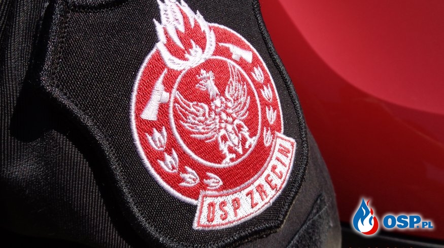 Strażacy ugasili pożar na cmentarzu w Zręcinie OSP Ochotnicza Straż Pożarna