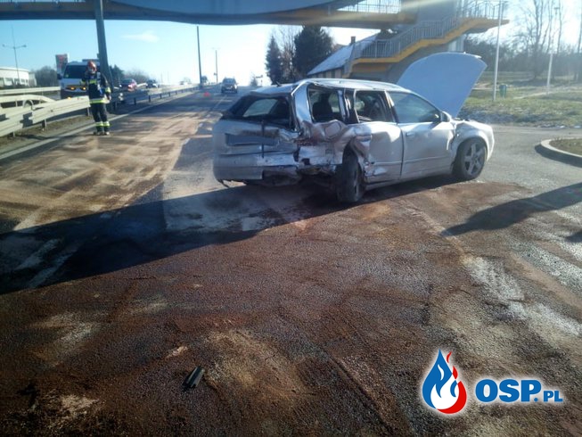 Wypadek trzech samochodów osobowych - 2 grudnia 2018r. OSP Ochotnicza Straż Pożarna