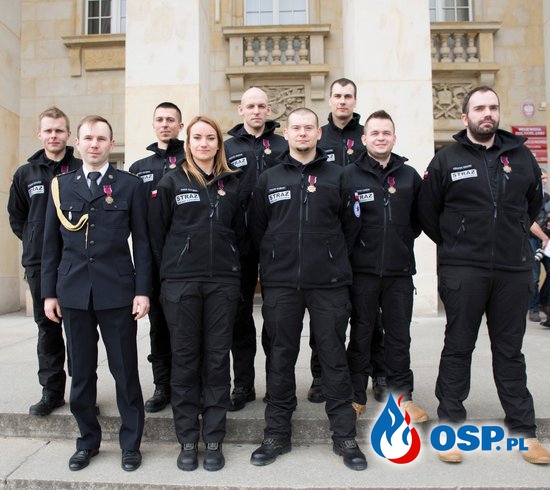 Brązowy Krzyż Zasługi dla Ratowników z OSP GRS STARÓWKA OSP Ochotnicza Straż Pożarna