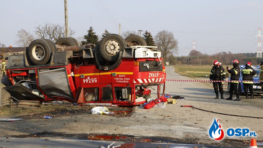 To już pewne. Strażak, który spowodował wypadek, nie miał prawa jazdy! OSP Ochotnicza Straż Pożarna