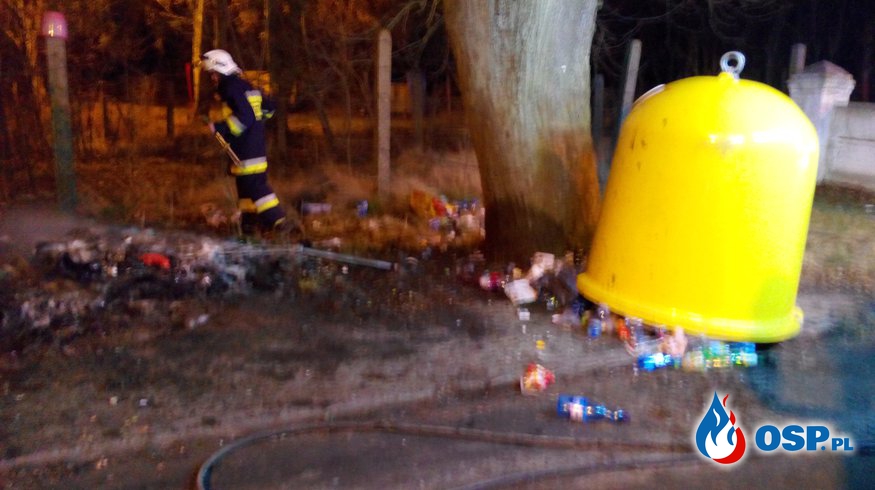 Palące sie śmieci w Boroszewie OSP Ochotnicza Straż Pożarna