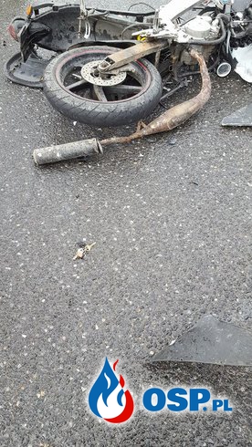 Groźny wypadek z udziałem motocyklisty! OSP Ochotnicza Straż Pożarna