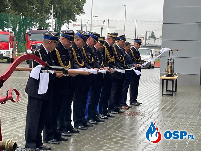 Nowa strażnica PSP w Dąbrowie Tarnowskiej otwarta. W uroczystości wziął udział premier RP. OSP Ochotnicza Straż Pożarna
