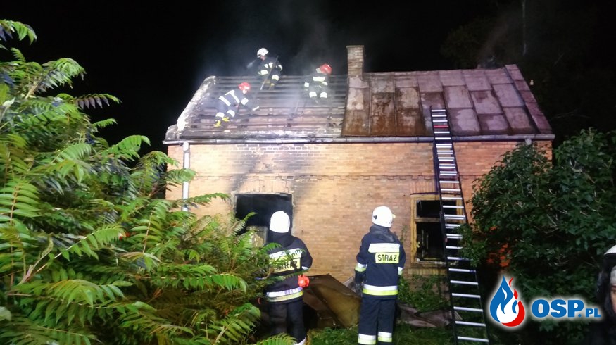 Pożar opuszczonego budynku mieszkalnego w Glinojecku OSP Ochotnicza Straż Pożarna