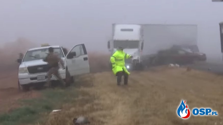 Dramatyczne nagranie z USA. Ciężarówka taranuje miejsce wypadku! OSP Ochotnicza Straż Pożarna