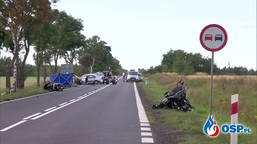 Naczelnik OSP Kłoda zginął w wypadku. 70-letnia kobieta wjechała w grupę motocyklistów. OSP Ochotnicza Straż Pożarna
