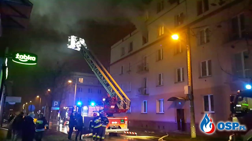 5 osób ewakuowanych podczas pożaru w Częstochowie OSP Ochotnicza Straż Pożarna