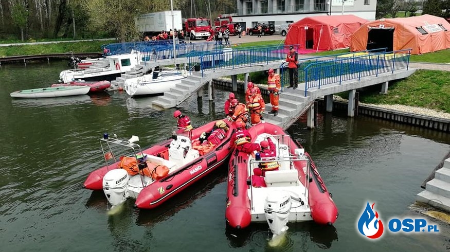 Ponad 200 ratowników z Polski i Czech ćwiczyło wspólnie nad Jeziorem Goczałkowickim OSP Ochotnicza Straż Pożarna
