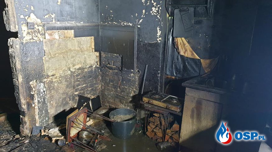 Tragiczny pożar w Zagajach. W trakcie akcji znaleziono zwłoki. OSP Ochotnicza Straż Pożarna