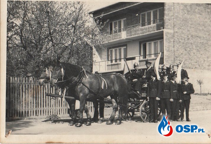Wyjątkowy kalendarz strażacki OSP Nawojowa Góra. Historyczne zdjęcia na 125-lecie jednostki. OSP Ochotnicza Straż Pożarna