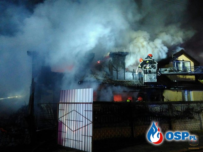 Dwa domy spłonęły w nocy w Warszawie OSP Ochotnicza Straż Pożarna