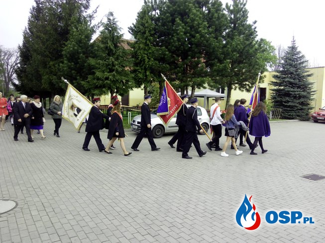 Święto Szkoły w Siekierczynie OSP Ochotnicza Straż Pożarna