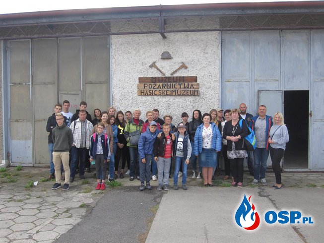 Wycieczka do Muzeum Pożarnictwa w Strzelcach Opolskich oraz zamku w Mosznej OSP Ochotnicza Straż Pożarna