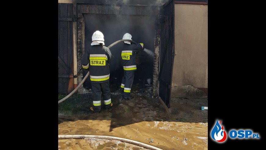 Pożar garaży gospodarczych w Krobi - OSP LIPNIKI OSP Ochotnicza Straż Pożarna
