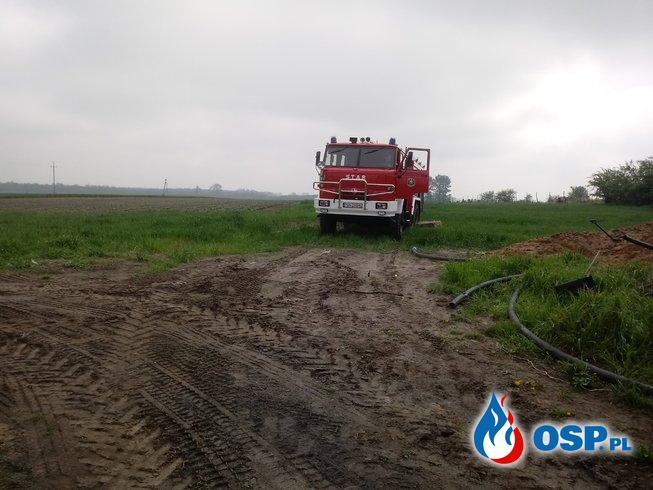 Pożar sadzy w kominie Karniszewo OSP Ochotnicza Straż Pożarna