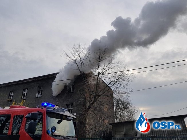 Pożar pustostanu w Opolu. Prawdopodobnie doszło do podpalenia. OSP Ochotnicza Straż Pożarna